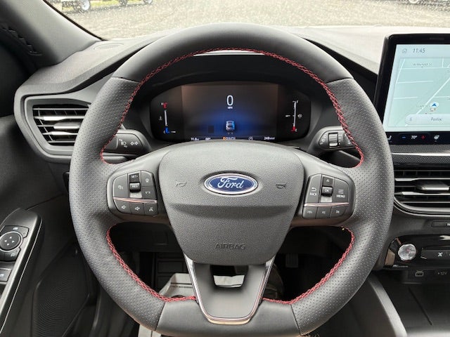 2026 Ford Escape ST-Line - Photo 17
