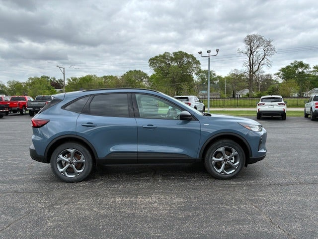 2026 Ford Escape ST-Line AWD