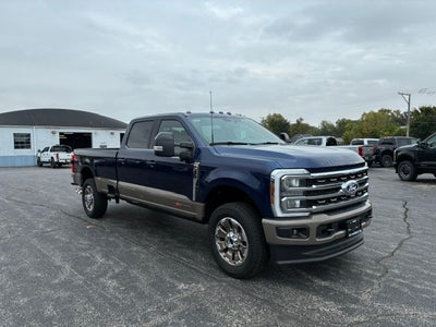 2027 Ford Super Duty F-350 SRW King Ranch 4WD Crew Cab 8' Box