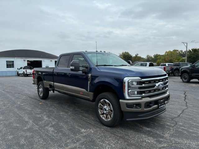 2027 Ford Super Duty F-350 SRW King Ranch 4WD Crew Cab 8' Box