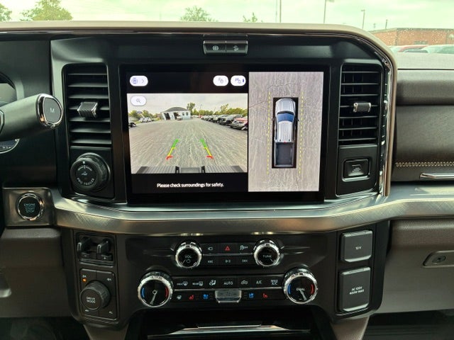 2027 Ford Super Duty F-350 SRW King Ranch 4WD Crew Cab 8' Box