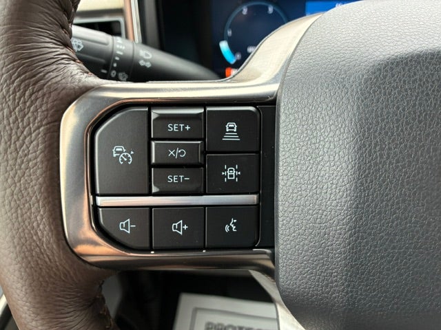 2027 Ford Super Duty F-350 SRW King Ranch 4WD Crew Cab 8' Box