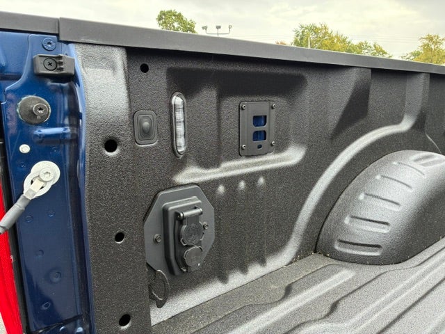 2027 Ford Super Duty F-350 SRW King Ranch 4WD Crew Cab 8' Box