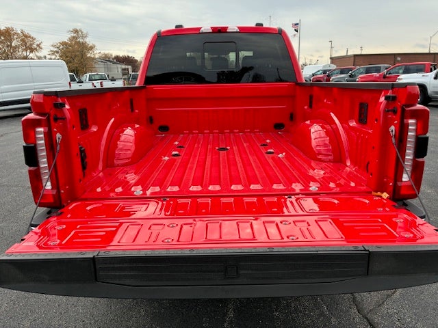 2026 Ford Super Duty F-350 SRW LARIAT 4WD Crew Cab 6.75' Box