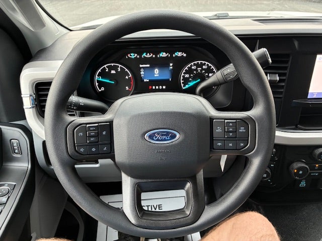 2026 Ford Super Duty F-350 SRW XL 4WD Crew Cab 8' Box