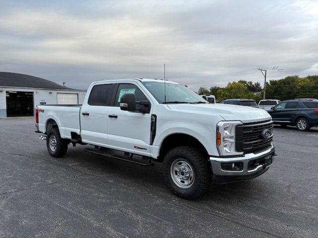 2026 Ford Super Duty F-350 SRW XL 4WD Crew Cab 8' Box