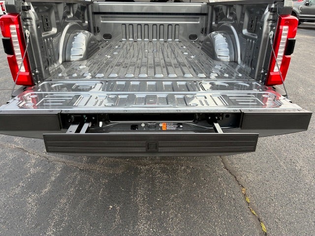 2026 Ford Super Duty F-350 SRW LARIAT 4WD Crew Cab 6.75' Box