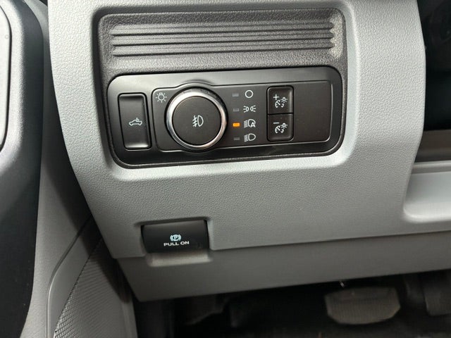 2026 Ford Super Duty F-350 SRW XL 4WD SuperCab 8' Box