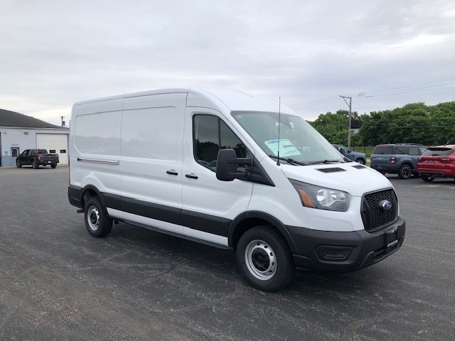 2025 Ford Transit Cargo Van T-250 148" Med Rf 9070 GVWR RWD