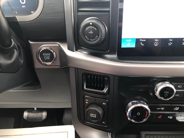 2025 Ford F-150 XLT 4WD SuperCrew 5.5' Box