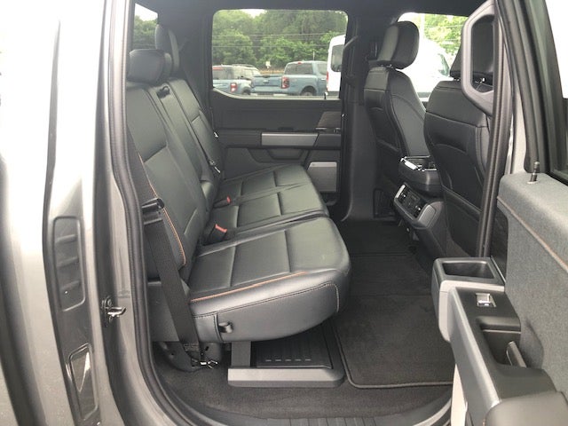 2025 Ford F-150 LARIAT 4WD SuperCrew 6.5' Box