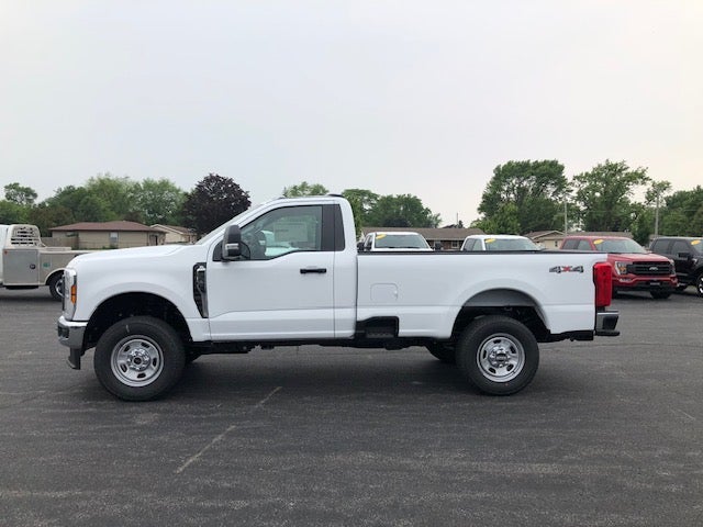 2025 Ford Super Duty F-350 SRW XL 4WD Reg Cab 8' Box
