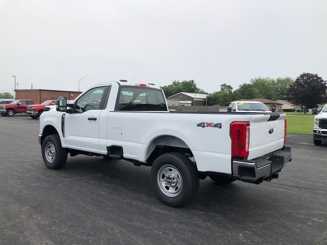 2025 Ford Super Duty F-350 SRW XL 4WD Reg Cab 8' Box