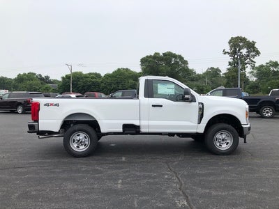 2025 Ford Super Duty F-350 SRW XL 4WD Reg Cab 8' Box