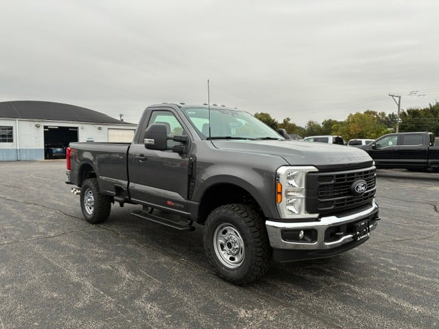 2027 Ford Super Duty F-350 SRW XL 4WD Reg Cab 8' Box