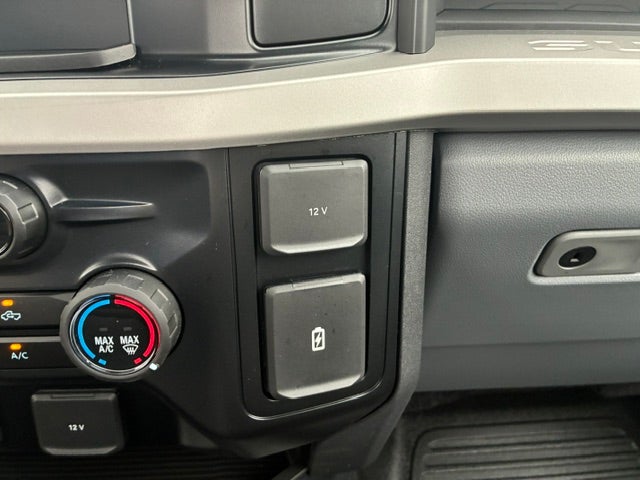 2027 Ford Super Duty F-350 SRW XL 4WD Reg Cab 8' Box