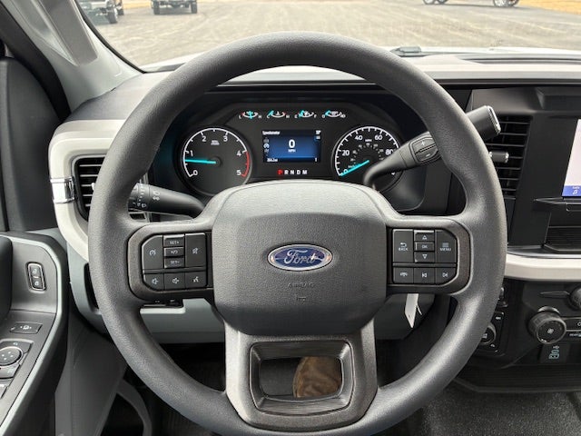 2026 Ford Super Duty F-350 SRW XL 4WD Reg Cab 8' Box