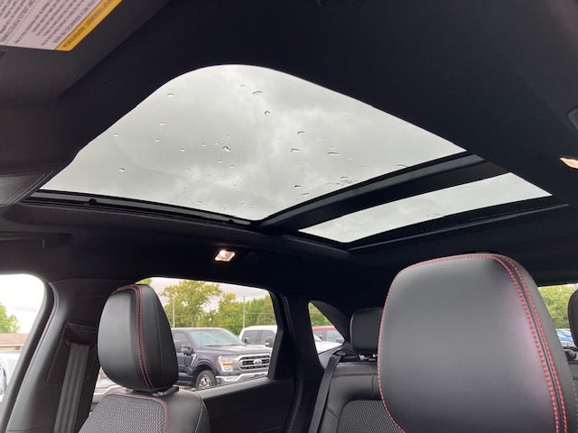 2023 Ford Escape ST-LINE All Wheel Drive