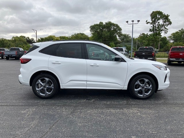 2023 Ford Escape ST-LINE All Wheel Drive