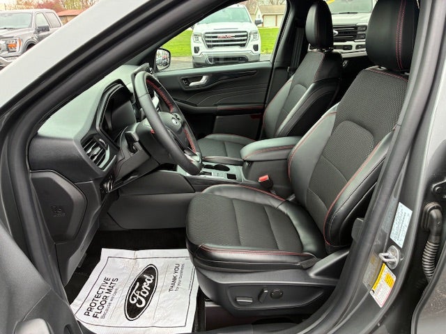 2025 Ford Escape ST-Line AWD