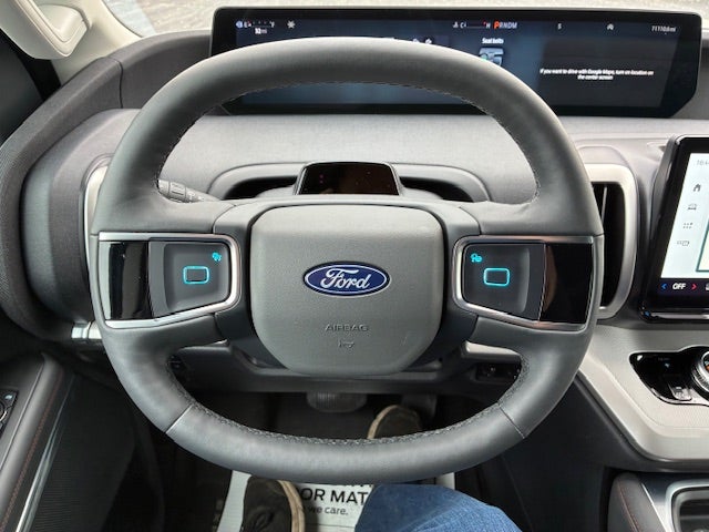 2025 Ford Expedition Active 4x4