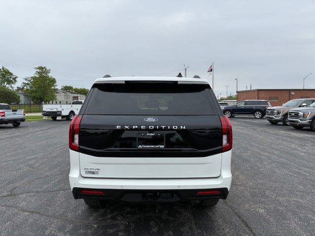 2025 Ford Expedition Active 4x4
