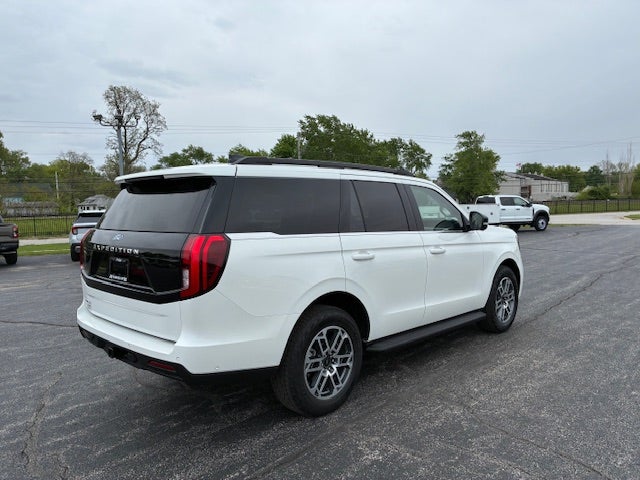 2025 Ford Expedition Active 4x4