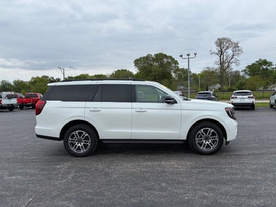 2025 Ford Expedition Active 4x4