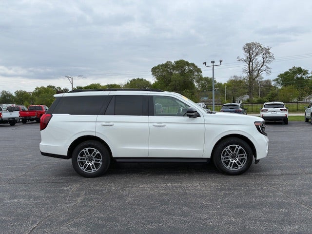 2025 Ford Expedition Active 4x4