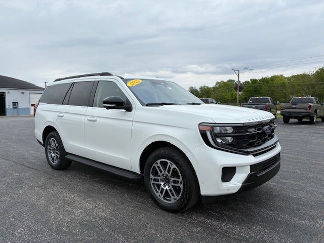 2025 Ford Expedition Active 4x4