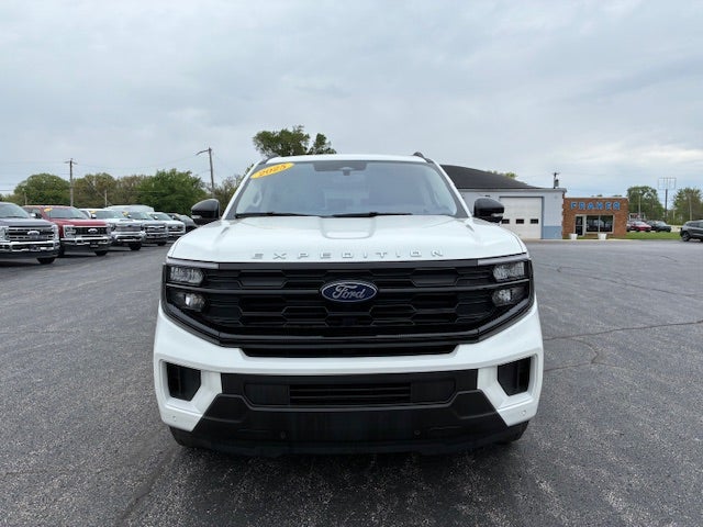 2025 Ford Expedition Active 4x4