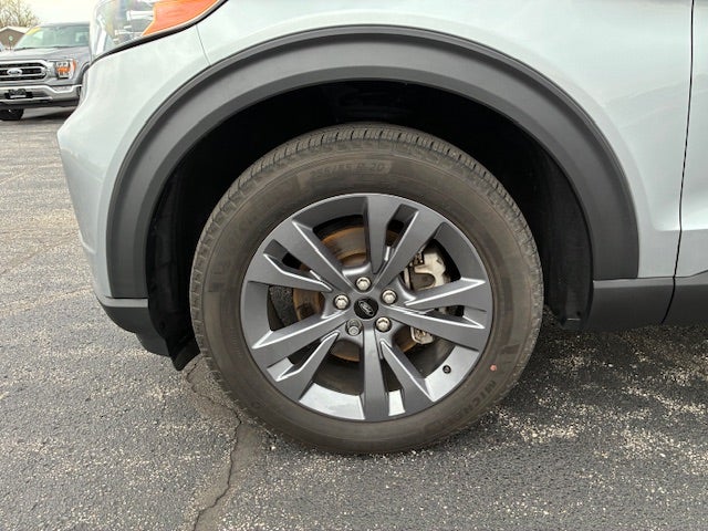 2023 Ford Explorer XLT 4x4