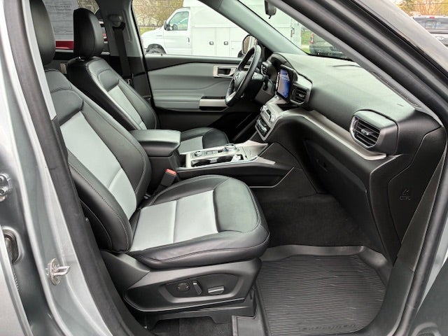 2023 Ford Explorer XLT 4x4
