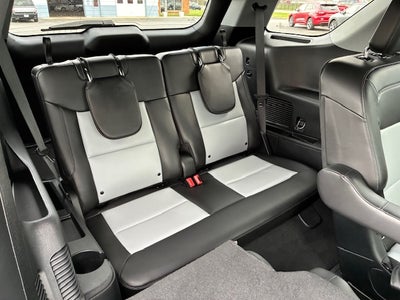 2023 Ford Explorer XLT 4x4