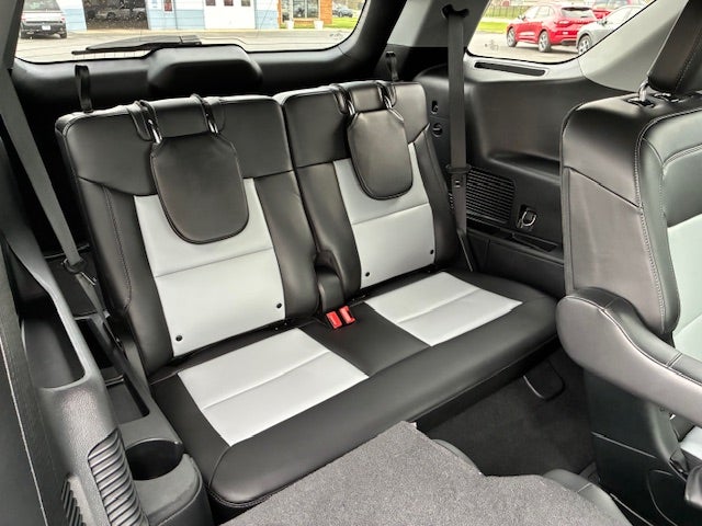 2023 Ford Explorer XLT 4x4