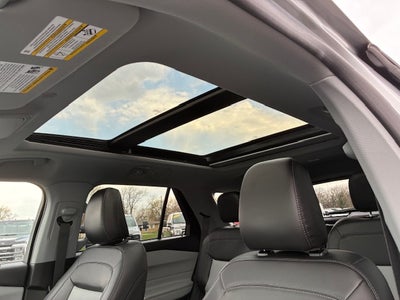 2023 Ford Explorer XLT 4x4