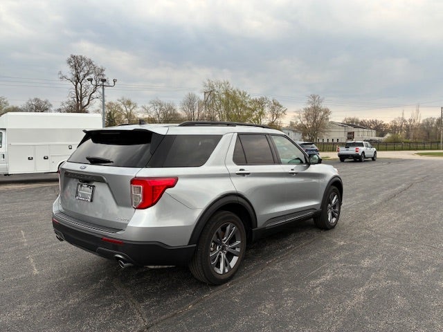 2023 Ford Explorer XLT 4x4