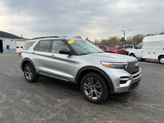 2023 Ford Explorer XLT 4x4