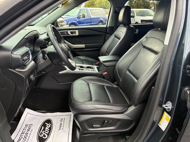 2023 Ford Explorer XLT 4x4