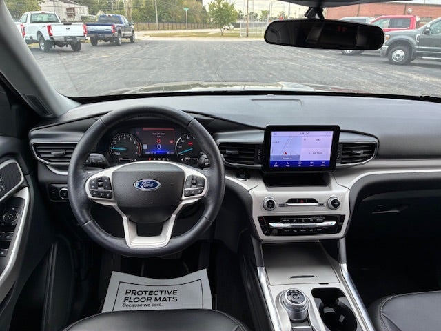 2023 Ford Explorer XLT 4x4