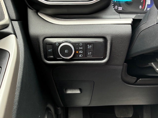 2023 Ford Explorer XLT 4x4