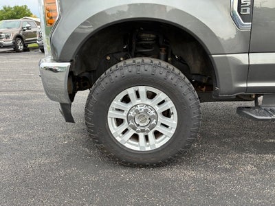 2018 Ford F-250 Crew Cab XLT 4x4 Gas