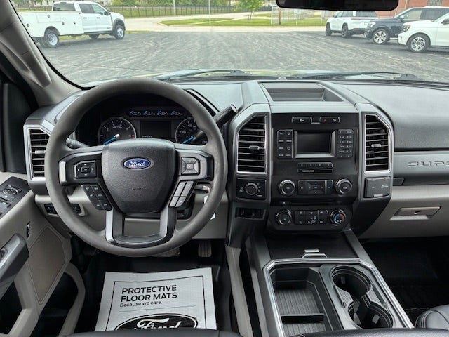 2018 Ford F-250 Crew Cab XLT 4x4 Gas