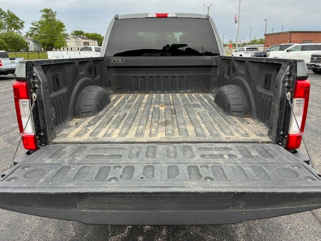 2018 Ford F-250 Crew Cab XLT 4x4 Gas