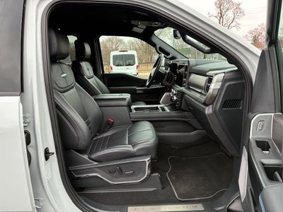 2025 Ford F-250 Crew Cab Platinum Diesel 4x4