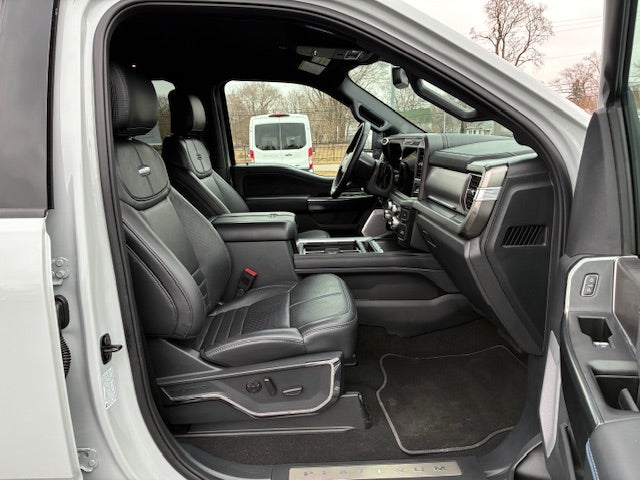 2025 Ford F-250 Crew Cab Platinum Diesel 4x4