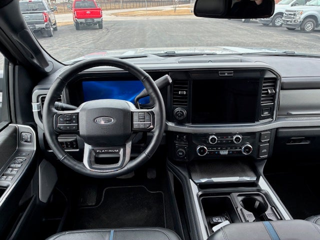 2025 Ford F-250 Crew Cab Platinum Diesel 4x4