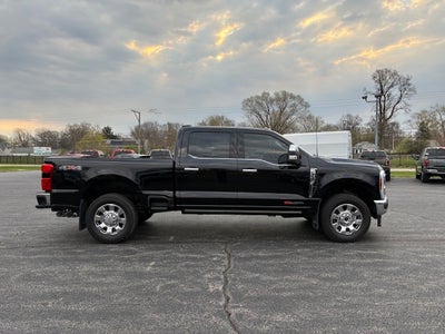 2025 Ford F-350 Crew Cab King Ranch Diesel