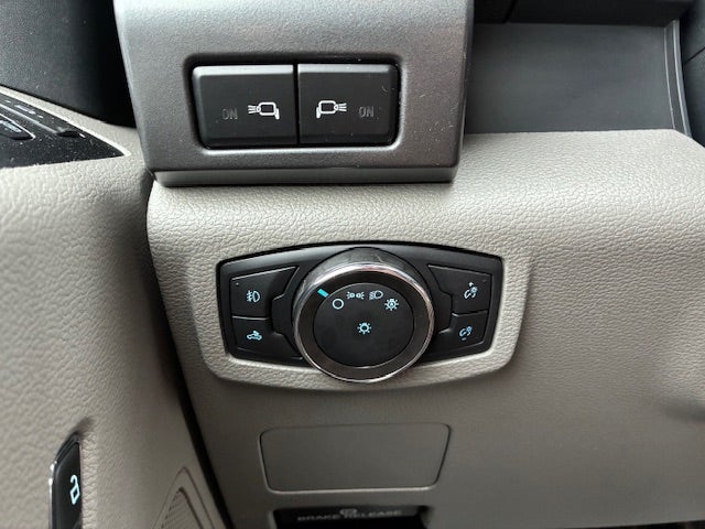 2022 Ford F-350 Crew Cab XLT Diesel 4x4