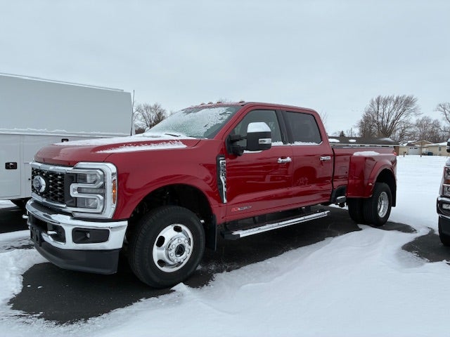 2024 Ford F-350 Crew Cab Lariat 4x4 Dually Diesel